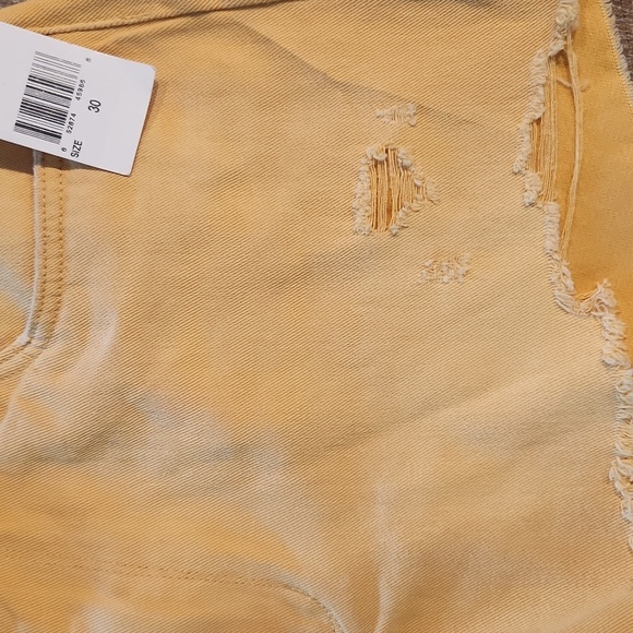 STS Blue-  Layne Shorts. 11" High-rise.  NWT. Size 30 - Picture 3 of 5